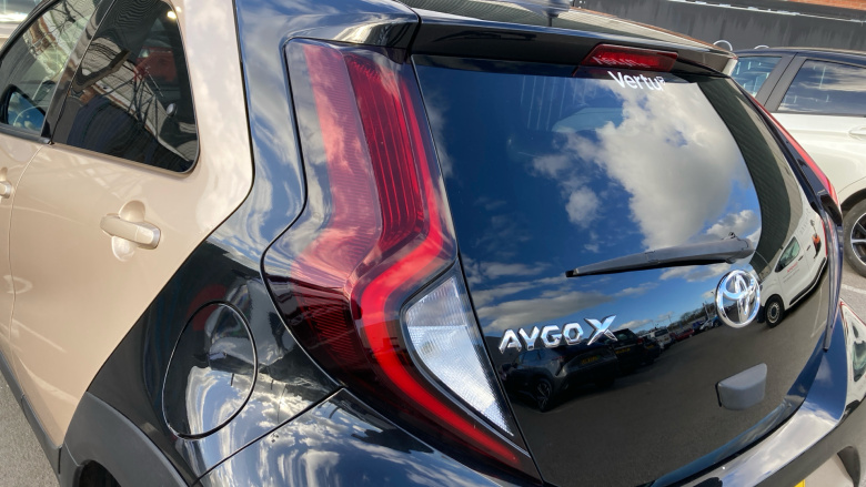 Toyota Aygo X 1.0 VVT-i Edge 5dr Petrol Hatchback